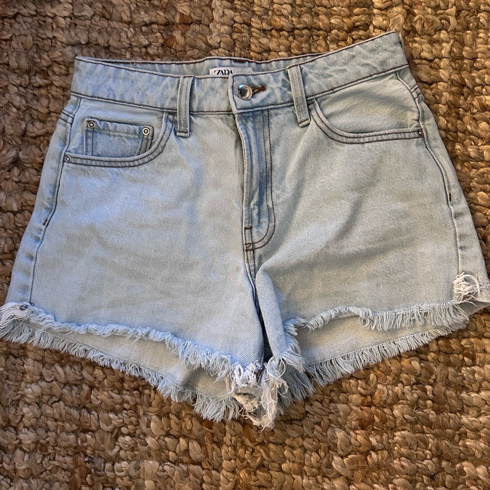 Zara distressed shorts